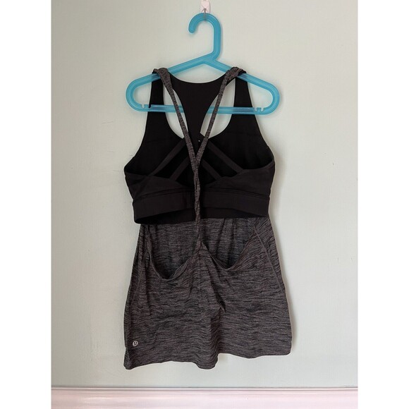 Lululemon Twist & Toil Womens Size 8 Black Gray Built-in Bra Tank Top - Picture 2 of 3